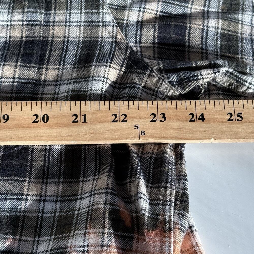Eddie Bauer Bleached Flannel Shirt XL Grunge Alt DIY Upcycle Art School Indie - Picture 3 of 7